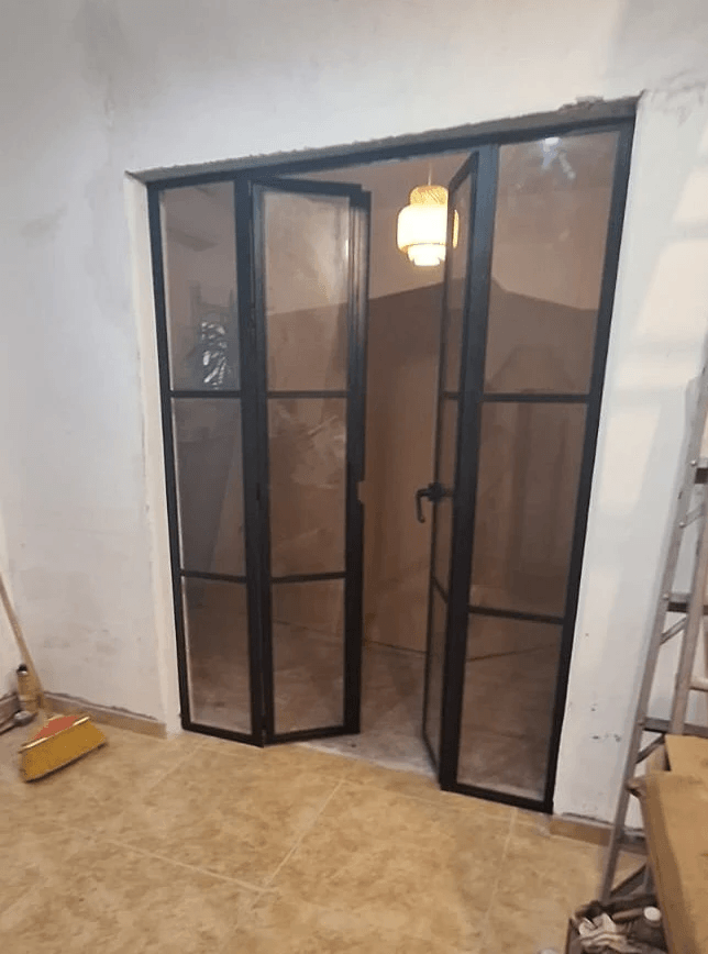 Puerta estilo colonial