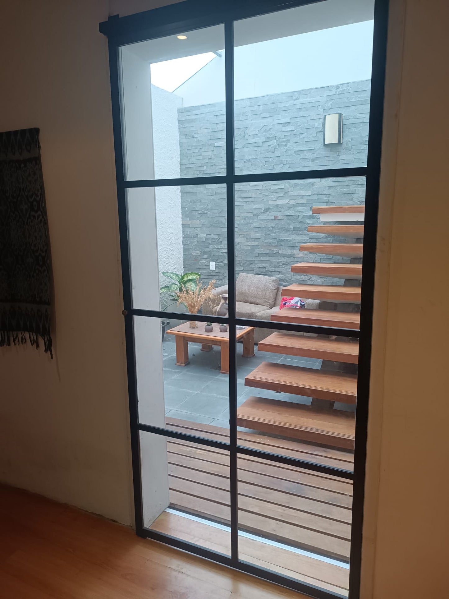 Puerta estilo granero