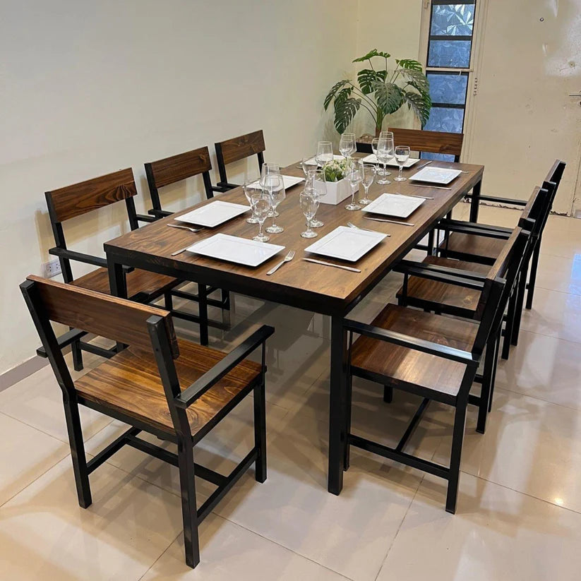 Juego de comedor Tudor