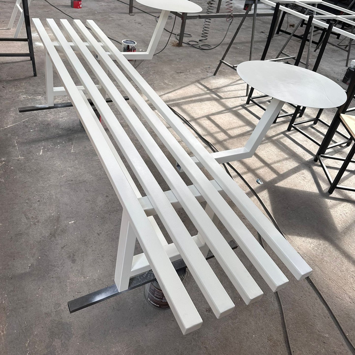 Banco de hierro con o sin mesa