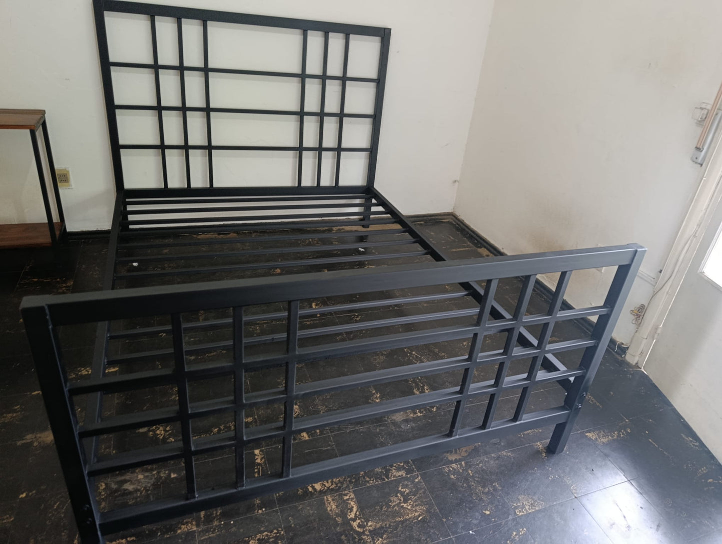 Cama matrimonial modelo Ades