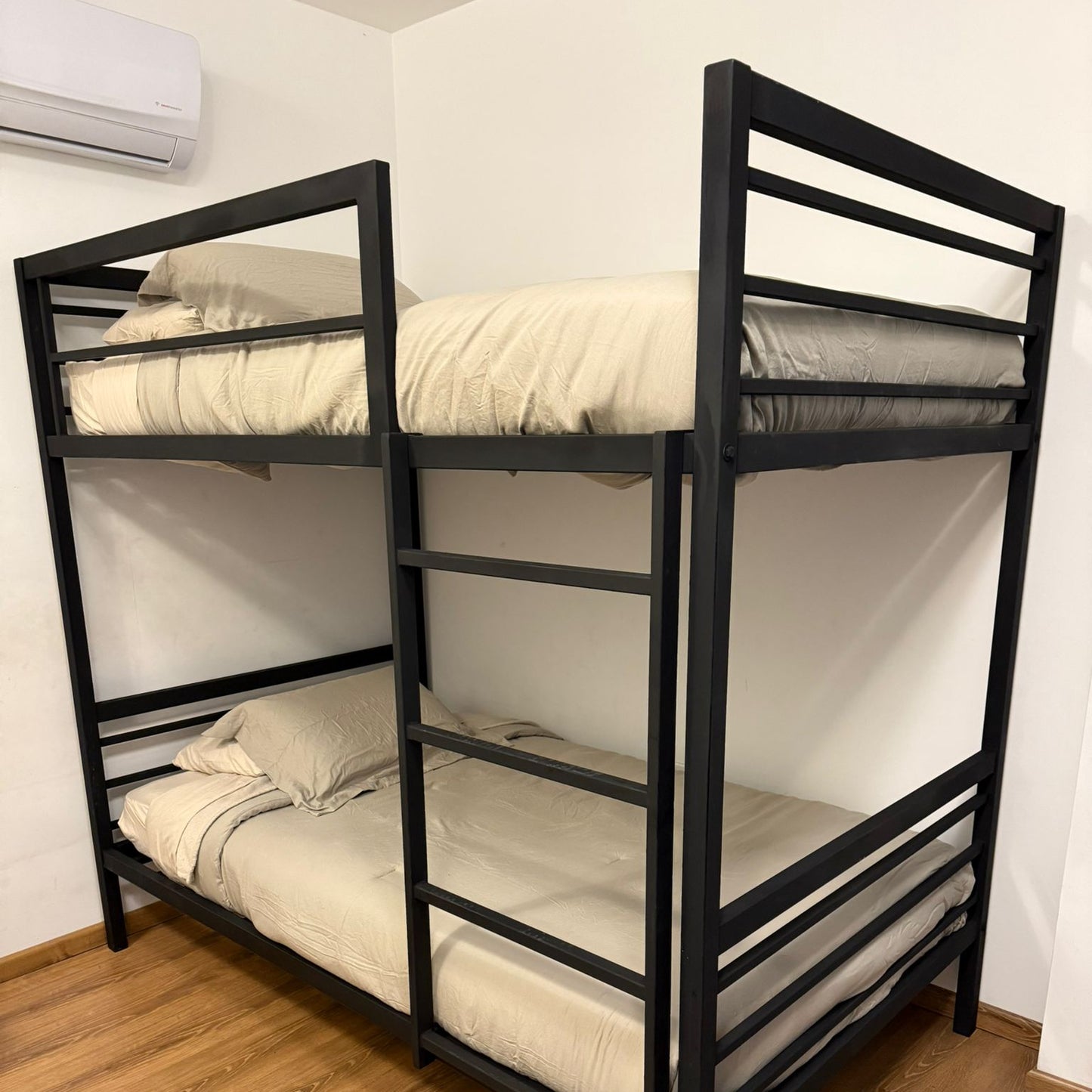 Cucheta modelo simple