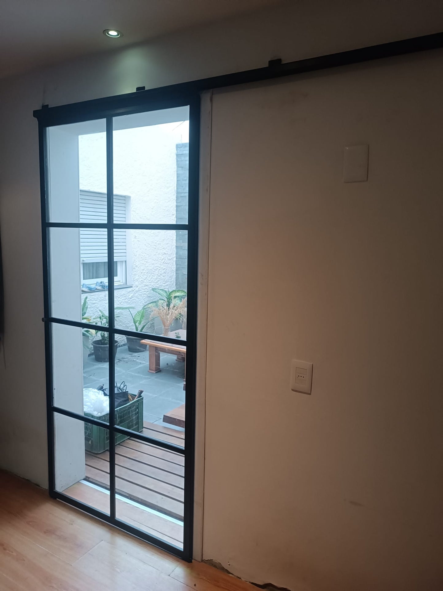 Puerta estilo granero