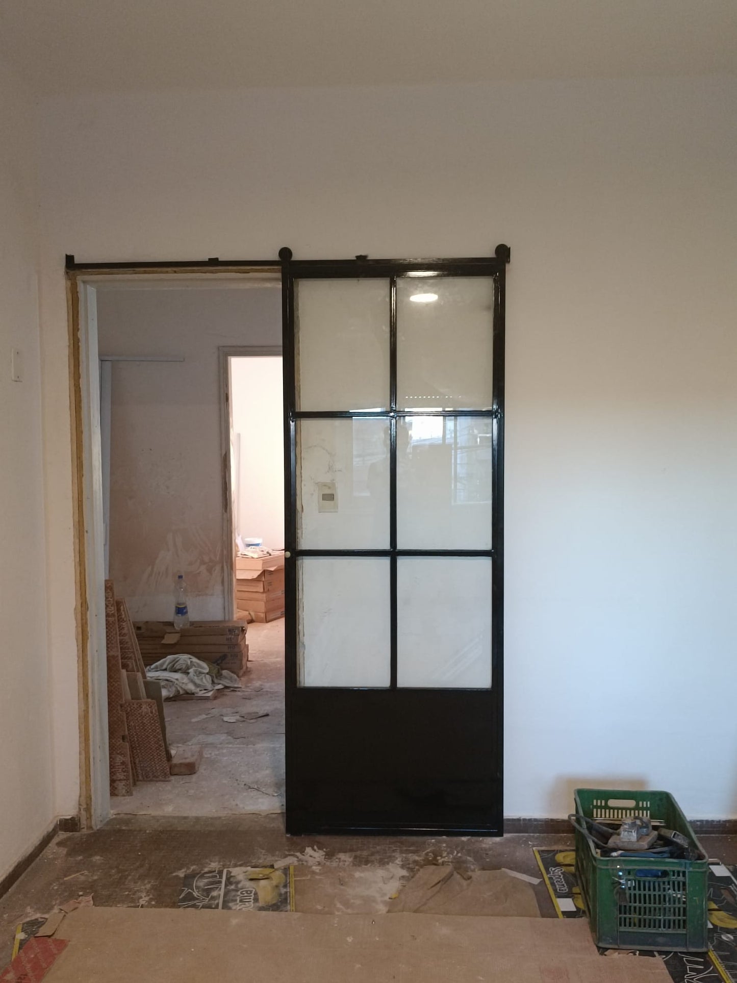 Puerta estilo granero